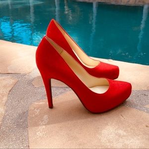 Jessica Simpson NWOT platform stilettos